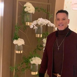 Meet your Posher, Eric